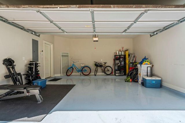955 Saint Augustine Street, Houston, TX 77023