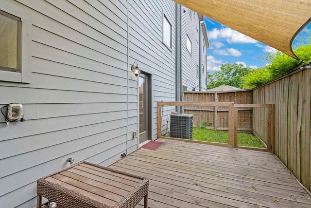 955 Saint Augustine Street, Houston, TX 77023