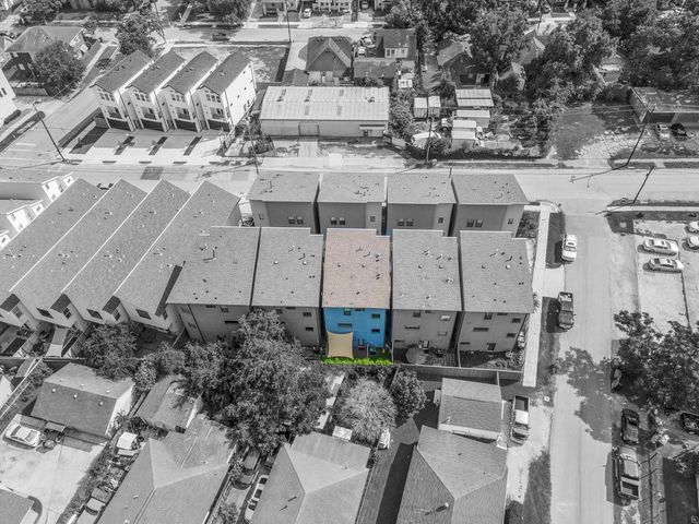955 Saint Augustine Street, Houston, TX 77023