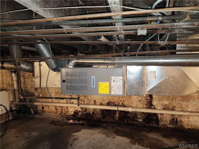 2325 South Park Avenue, Buffalo, NY 14220