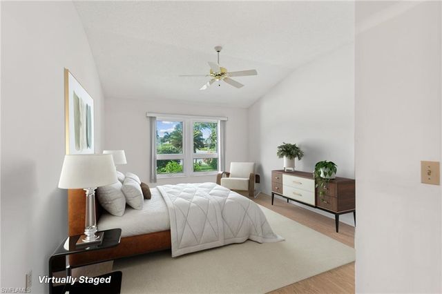 3657 Kent DR, Naples, FL 34112