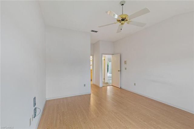 3657 Kent DR, Naples, FL 34112