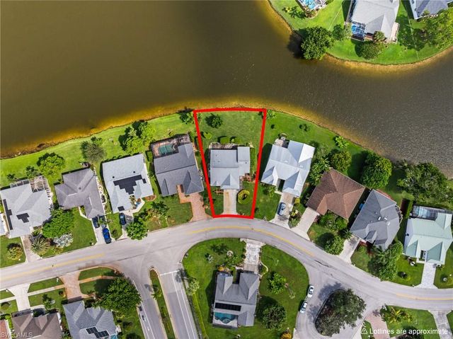 3657 Kent DR, Naples, FL 34112