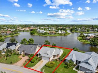 3657 Kent DR, Naples, FL 34112