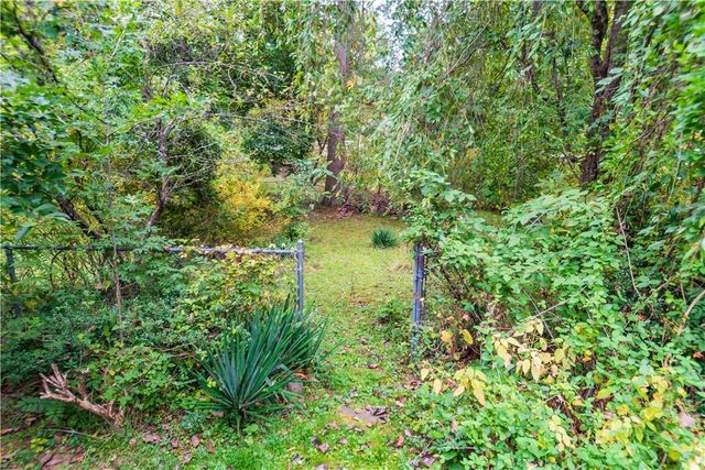 9 Oakland Avenue, Walden, NY 12586