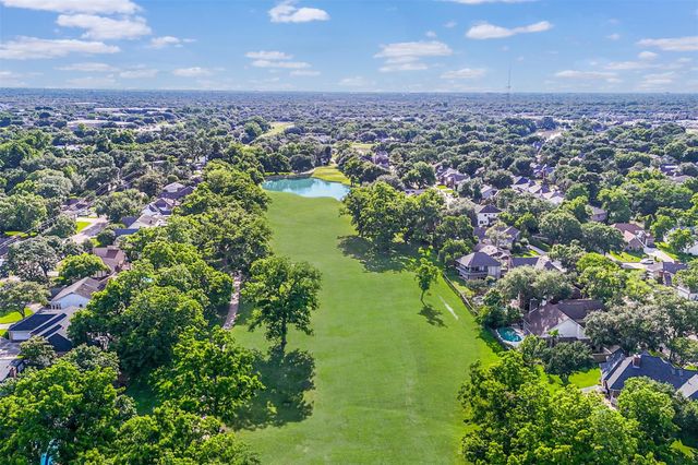 2607 E Pebble Beach Drive, Missouri City, TX 77459