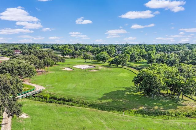 2607 E Pebble Beach Drive, Missouri City, TX 77459