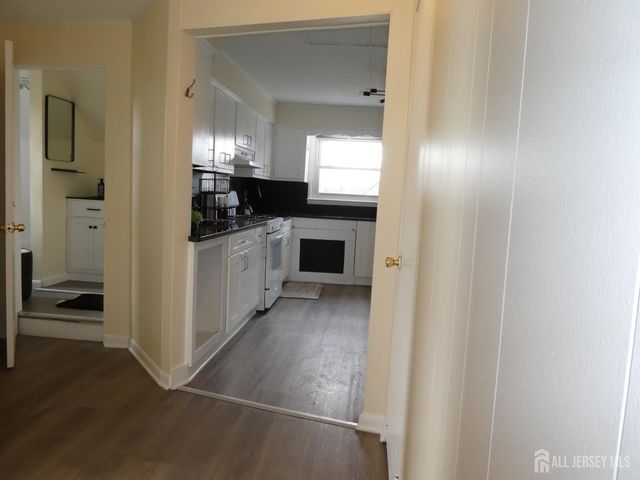 1354 Stelton Road, Piscataway, NJ 08854