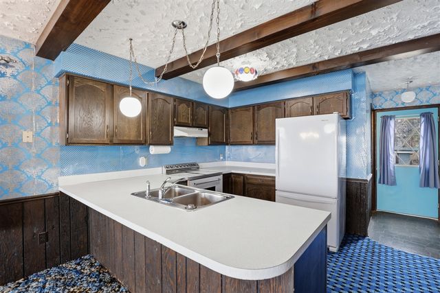 6221 Honeymoon Drive, Lakeview, MI 48850