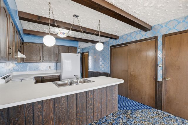 6221 Honeymoon Drive, Lakeview, MI 48850