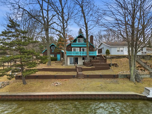 6221 Honeymoon Drive, Lakeview, MI 48850