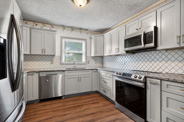 516 Heather Dr, Sparta, TN 38583