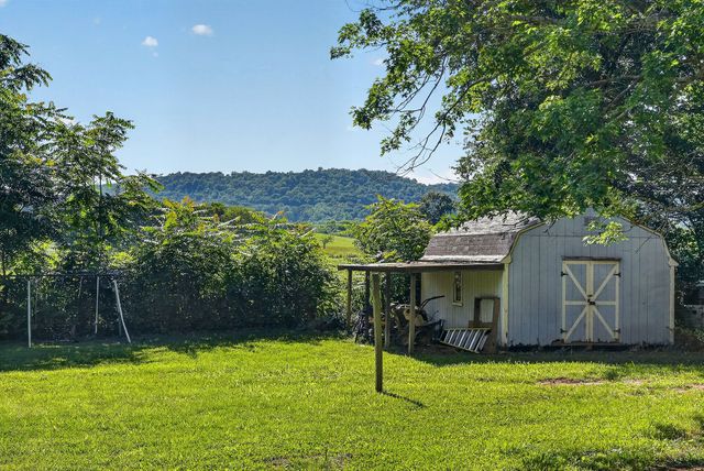 516 Heather Dr, Sparta, TN 38583