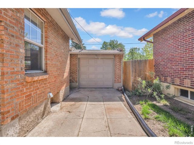 2164 S Lincoln Street, Denver, CO 80210