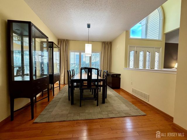 49 Dawson Lane, Monroe, NJ 08831