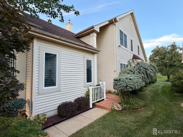 49 Dawson Lane, Monroe, NJ 08831