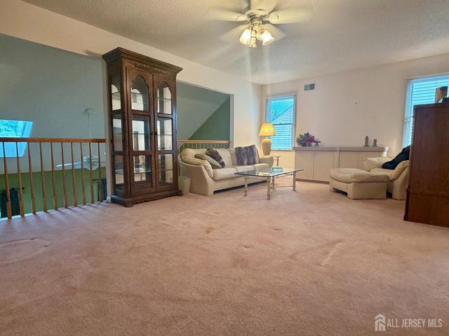 49 Dawson Lane, Monroe, NJ 08831