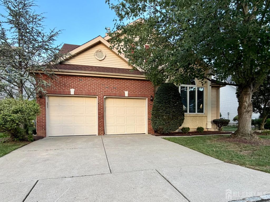 49 Dawson Lane, Monroe, NJ 08831