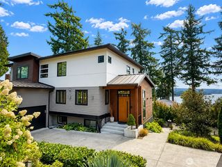 11006 83 Avenue NE #B, Kirkland, WA 98034