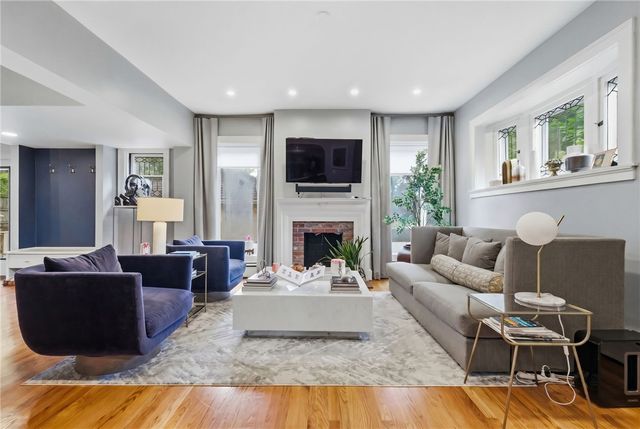 5800 Aylesboro, Squirrel Hill, PA 15217