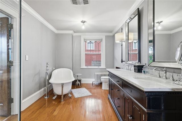 5800 Aylesboro, Squirrel Hill, PA 15217
