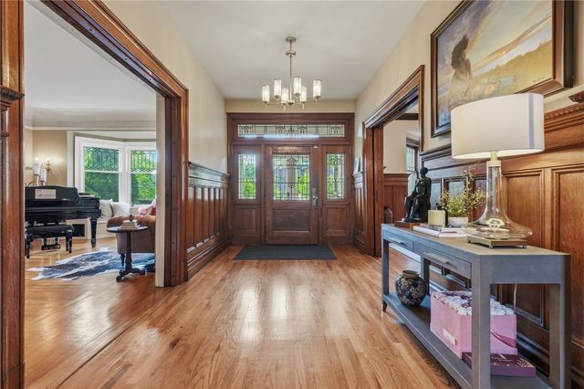 5800 Aylesboro, Squirrel Hill, PA 15217