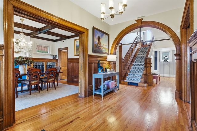 5800 Aylesboro, Squirrel Hill, PA 15217