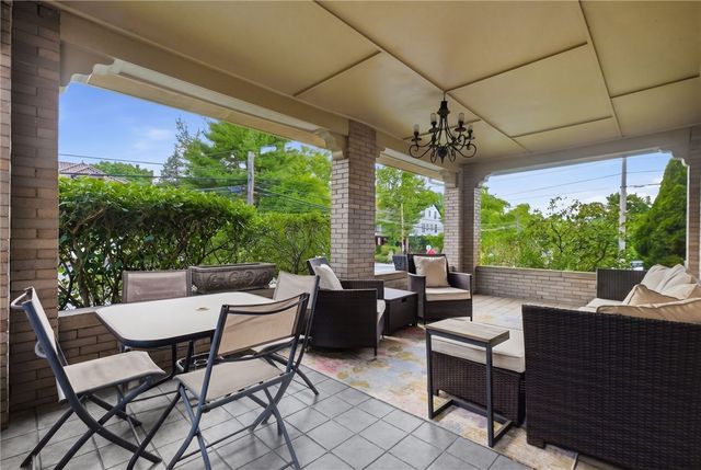 5800 Aylesboro, Squirrel Hill, PA 15217