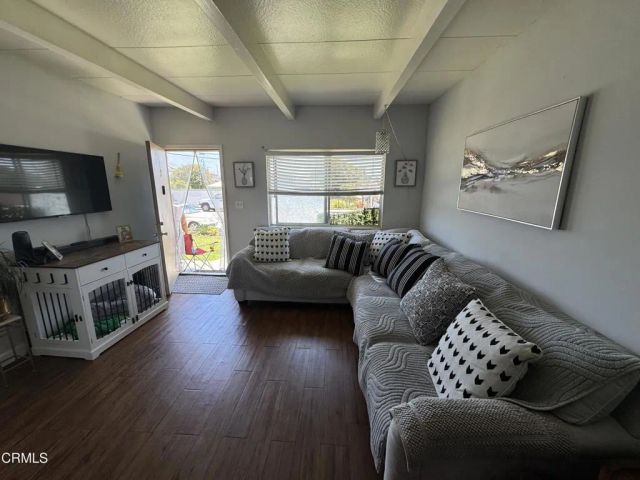1525 W 9th Street, Oxnard, CA 93035