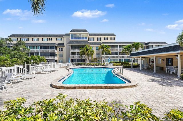 139 BLUFF VIEW DRIVE 104, Belleair Bluffs, FL 33770