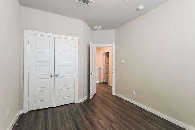 18334 W Centro Circle, Shenandoah, TX 77385