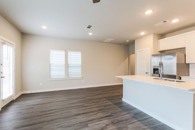 18334 W Centro Circle, Shenandoah, TX 77385