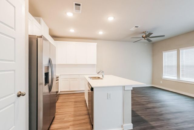 18334 W Centro Circle, Shenandoah, TX 77385
