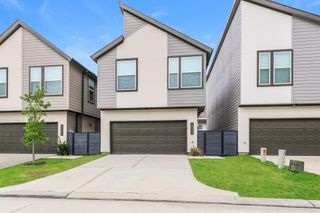 18334 W Centro Circle, Shenandoah, TX 77385