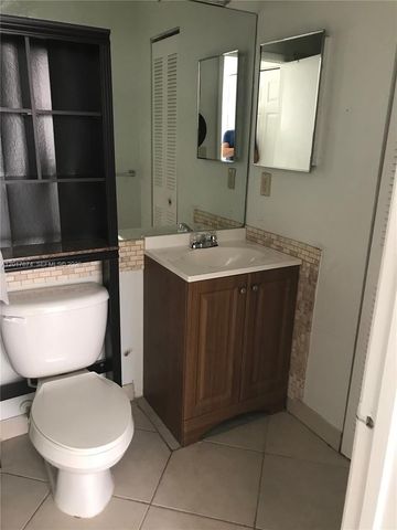 651 Lyons Rd 10204, Coconut Creek, FL 33063