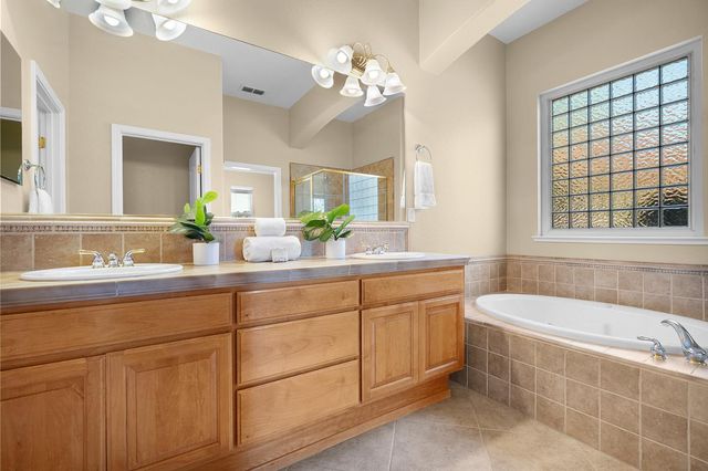 133 Talgarth Ct, Roseville, CA 95661