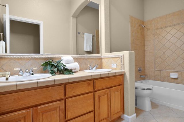 133 Talgarth Ct, Roseville, CA 95661