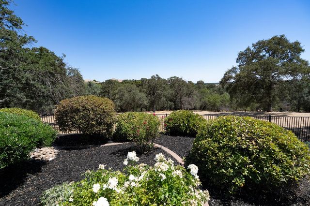 133 Talgarth Ct, Roseville, CA 95661