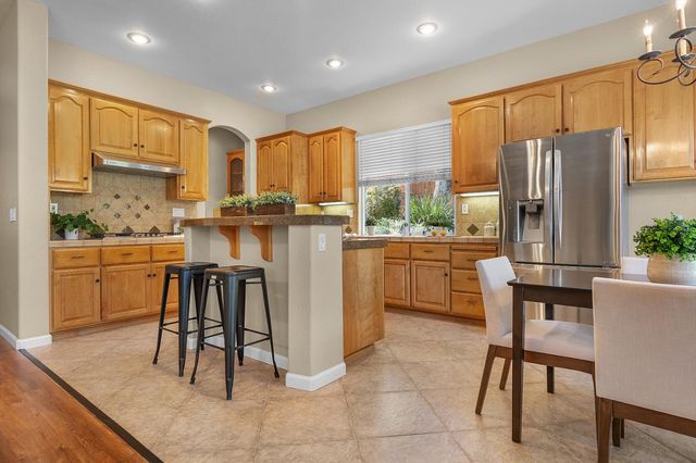 133 Talgarth Ct, Roseville, CA 95661