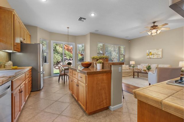133 Talgarth Ct, Roseville, CA 95661