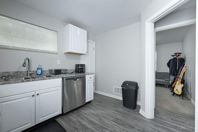 3320 Freddie Drive, Cincinnati, OH 45205