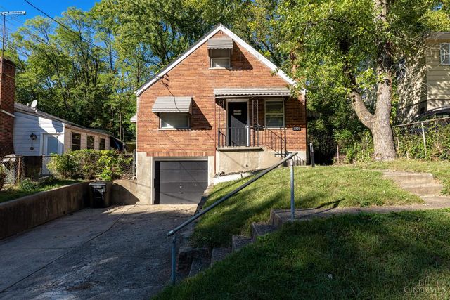 3320 Freddie Drive, Cincinnati, OH 45205
