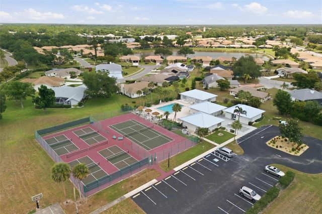 3016 SAIL POINTE CIRCLE 4A, Venice, FL 34293