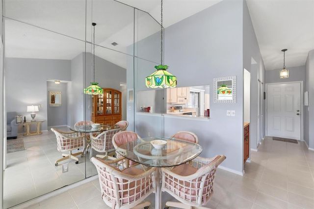 3016 SAIL POINTE CIRCLE 4A, Venice, FL 34293