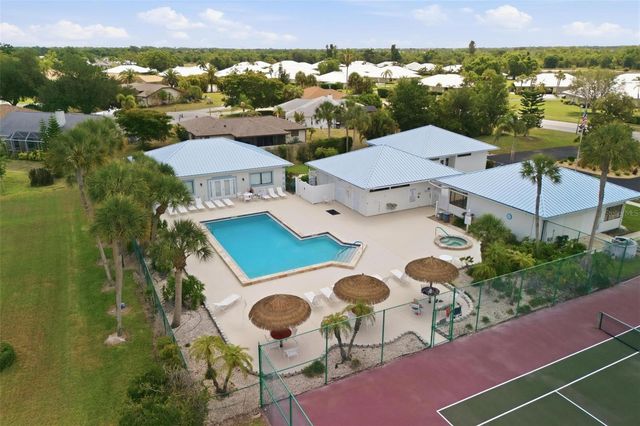 3016 SAIL POINTE CIRCLE 4A, Venice, FL 34293
