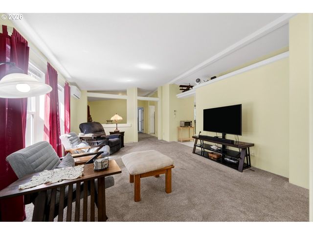 1600 RHODODENDRON Dr 6, Florence, OR 97439