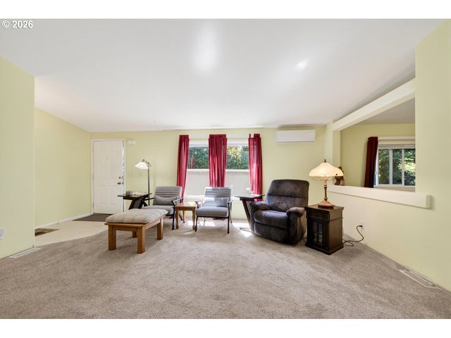 1600 RHODODENDRON Dr 6, Florence, OR 97439