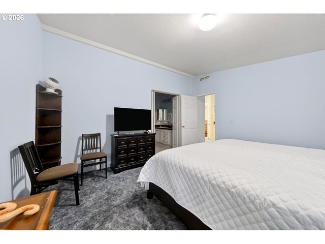 1600 RHODODENDRON Dr 6, Florence, OR 97439