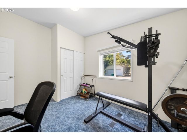 1600 RHODODENDRON Dr 6, Florence, OR 97439