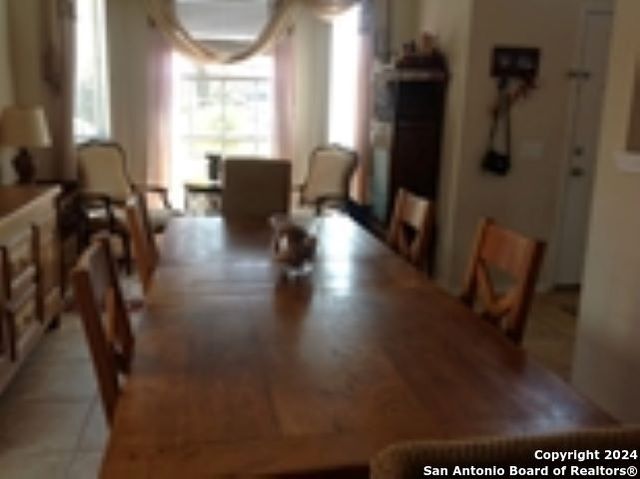 945 FOREST RIDGE PKWY, Schertz, TX 78154